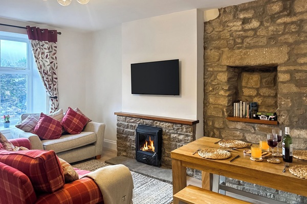 Living room/dining room | Croft House Cottage, Hebden