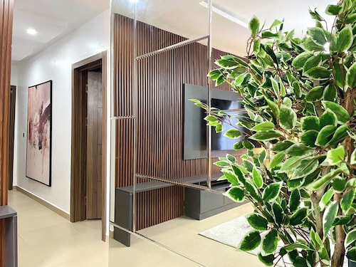 Royal Court Apartment