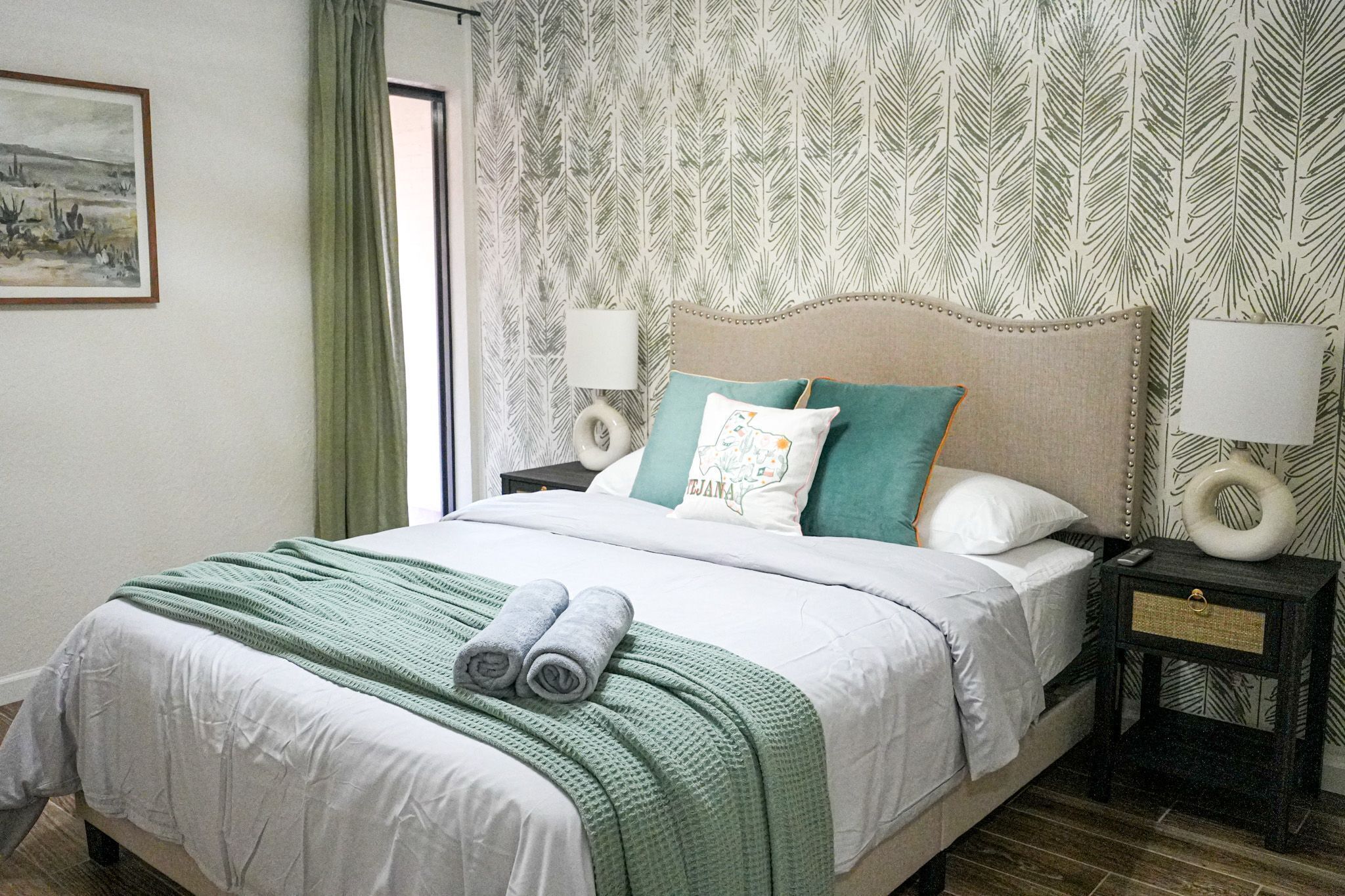 3 bedrooms, in-room safe, desk, iron/ironing board