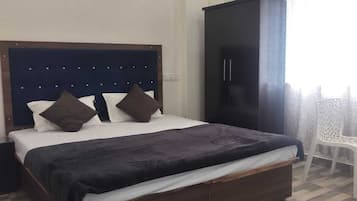 Deluxe Room | Rollaway beds, free WiFi, bed sheets