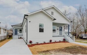 Exterior - Fantastic 2-bedroom townhome with in New Orleans (New Orleans)