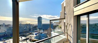 Central & Elegant at the new Residence Esplanade