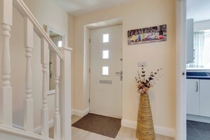 Interior - Modern Cambridge Home Business & Holiday Stays (Cambridge)