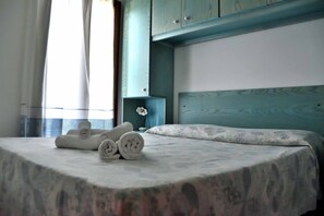Iron/ironing board, Internet, bed sheets - Apartment in cottage (Lotzorai)