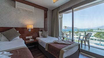 Standard Room, Balcony, Partial Sea View | Beach/ocean view