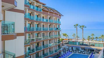 AuĂenpool (je nach Saison geöffnet)