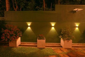 Property grounds - Nimnada villa (galle)