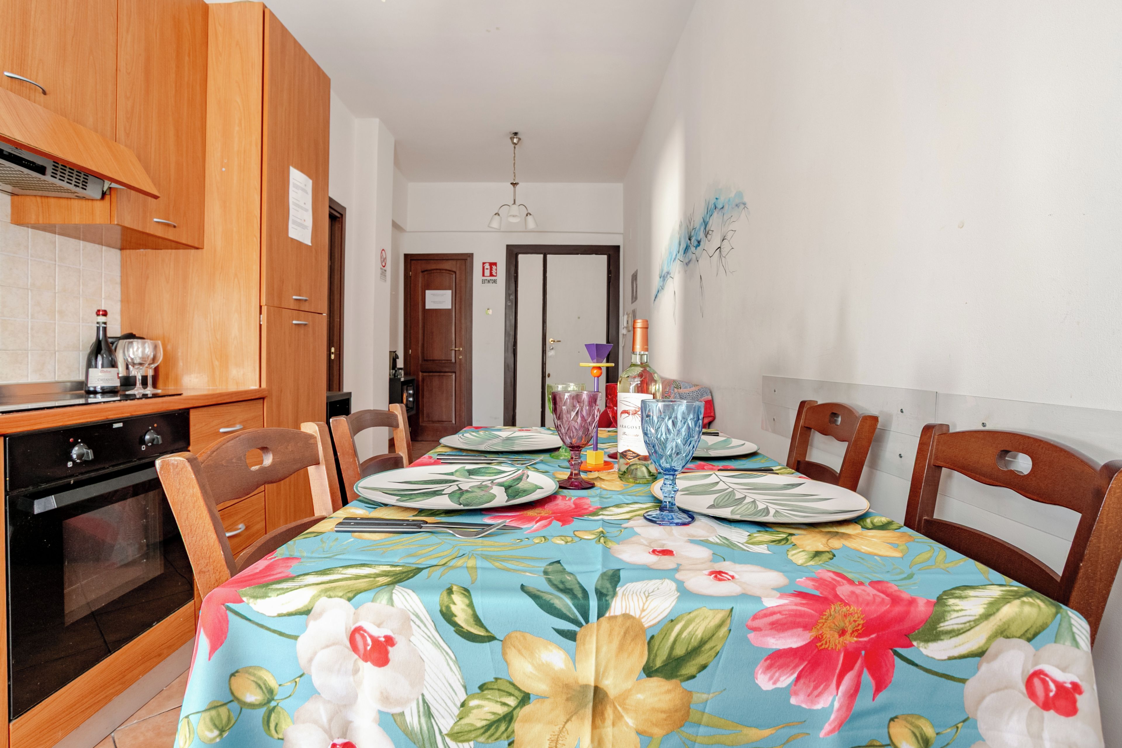 Apartment, City View | Living area | 43-inch flat-screen TV with digital channels, TV, Netflix