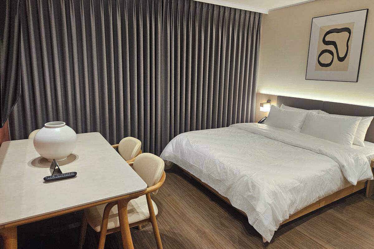 Kamar Double Standar, pemandangan kota | Wi-Fi gratis