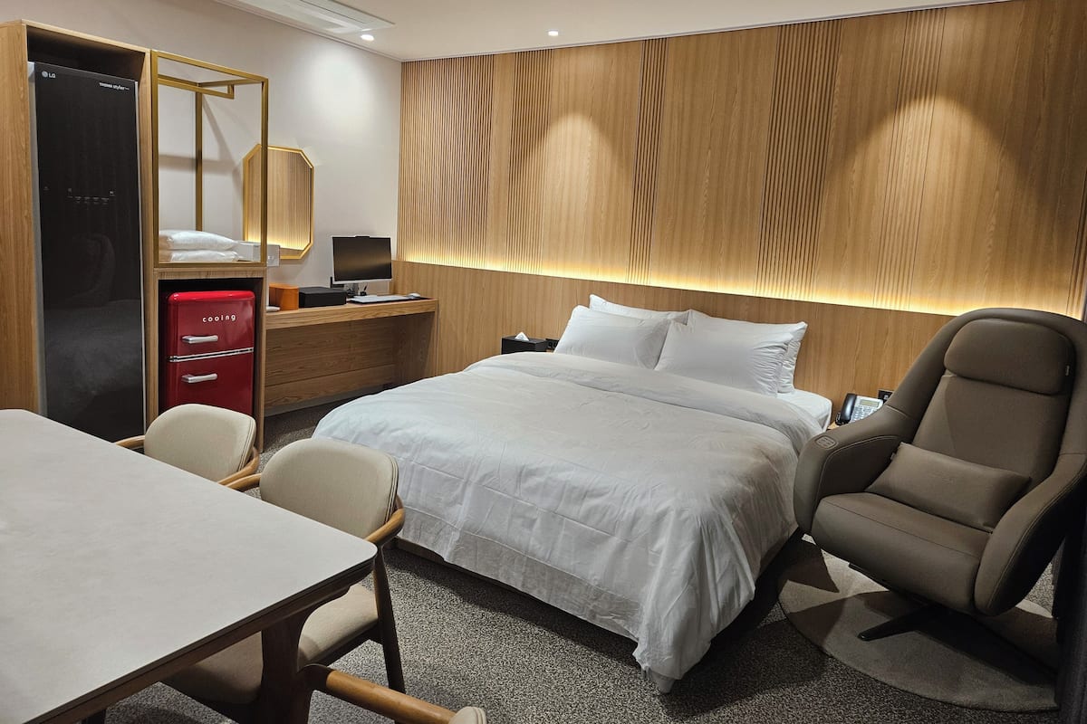 Kamar Double Premium, pemandangan kota | Wi-Fi gratis