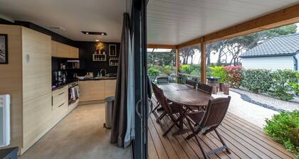 Chalet 3chs et 2 Sdb au sein d'un domaine trÚs calme, repos assuré !