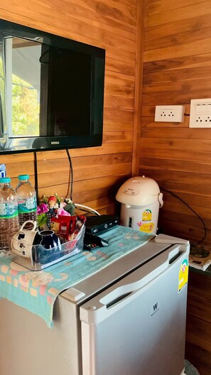 Casa familiar, lanai, vistas a la colina | Servicio de la habitación