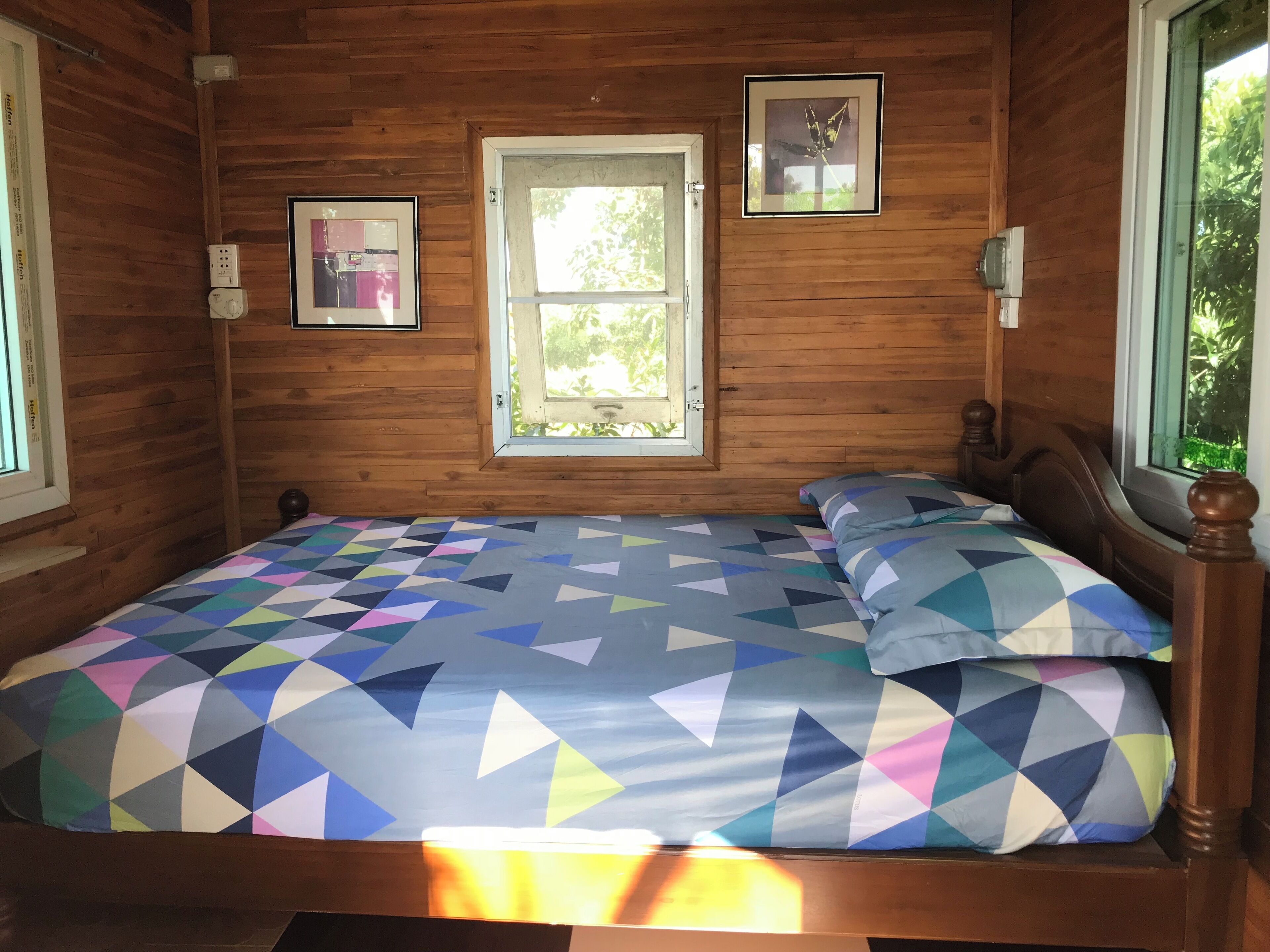 Family House, Lanai, Hill View | Free WiFi, bed sheets