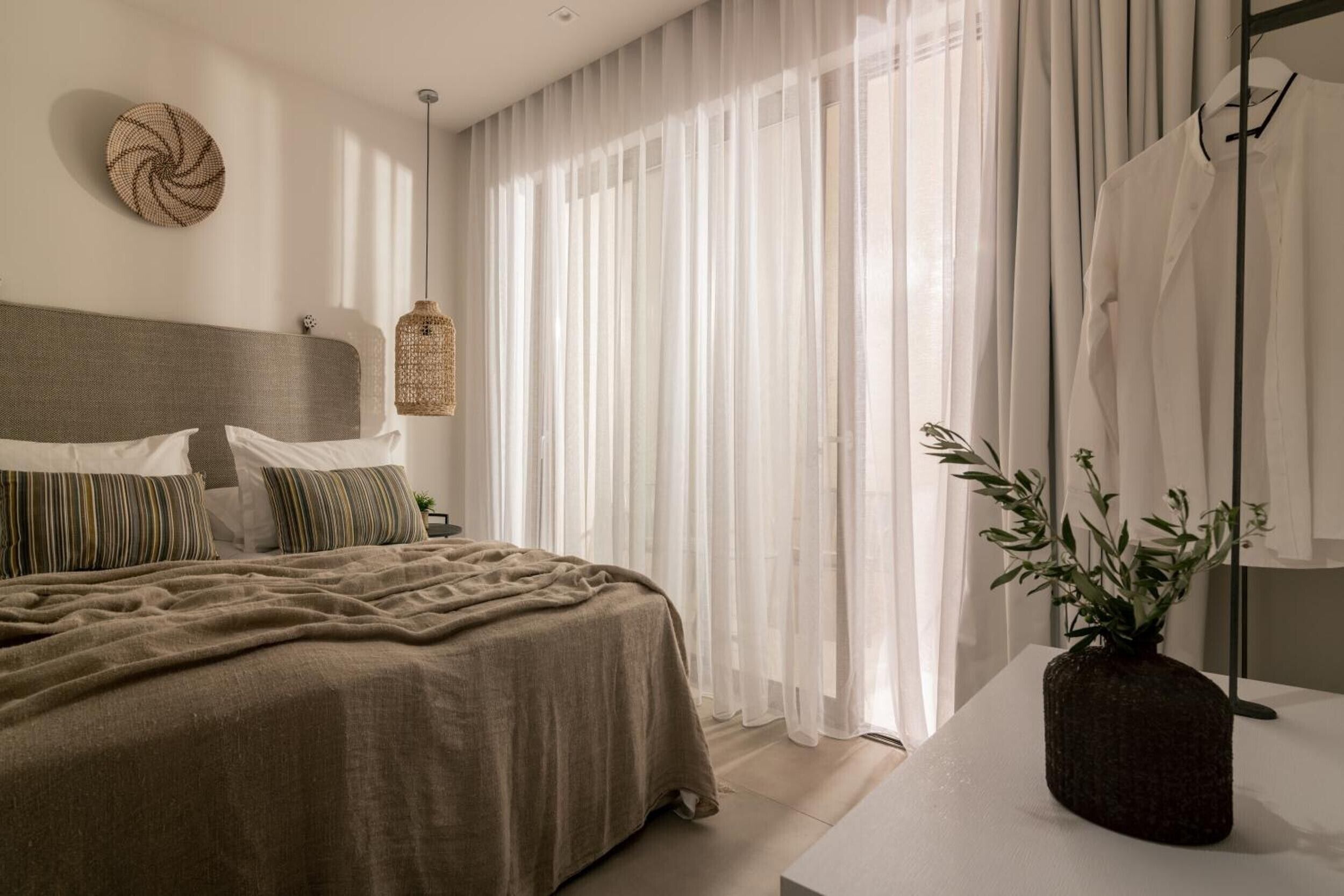 Strykjärn/strykbräda, wi-fi, sängkläder och rullstolsanpassning