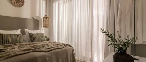 Strykjärn/strykbräda, wi-fi, sängkläder och rullstolsanpassning