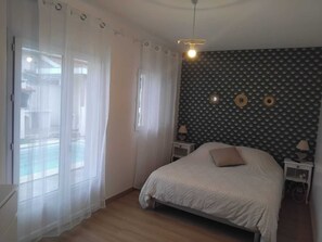 Iron/ironing board, Internet, bed sheets - Family home on the Bassin D'arcachon with swimming pool and beach on foot (Lanton)