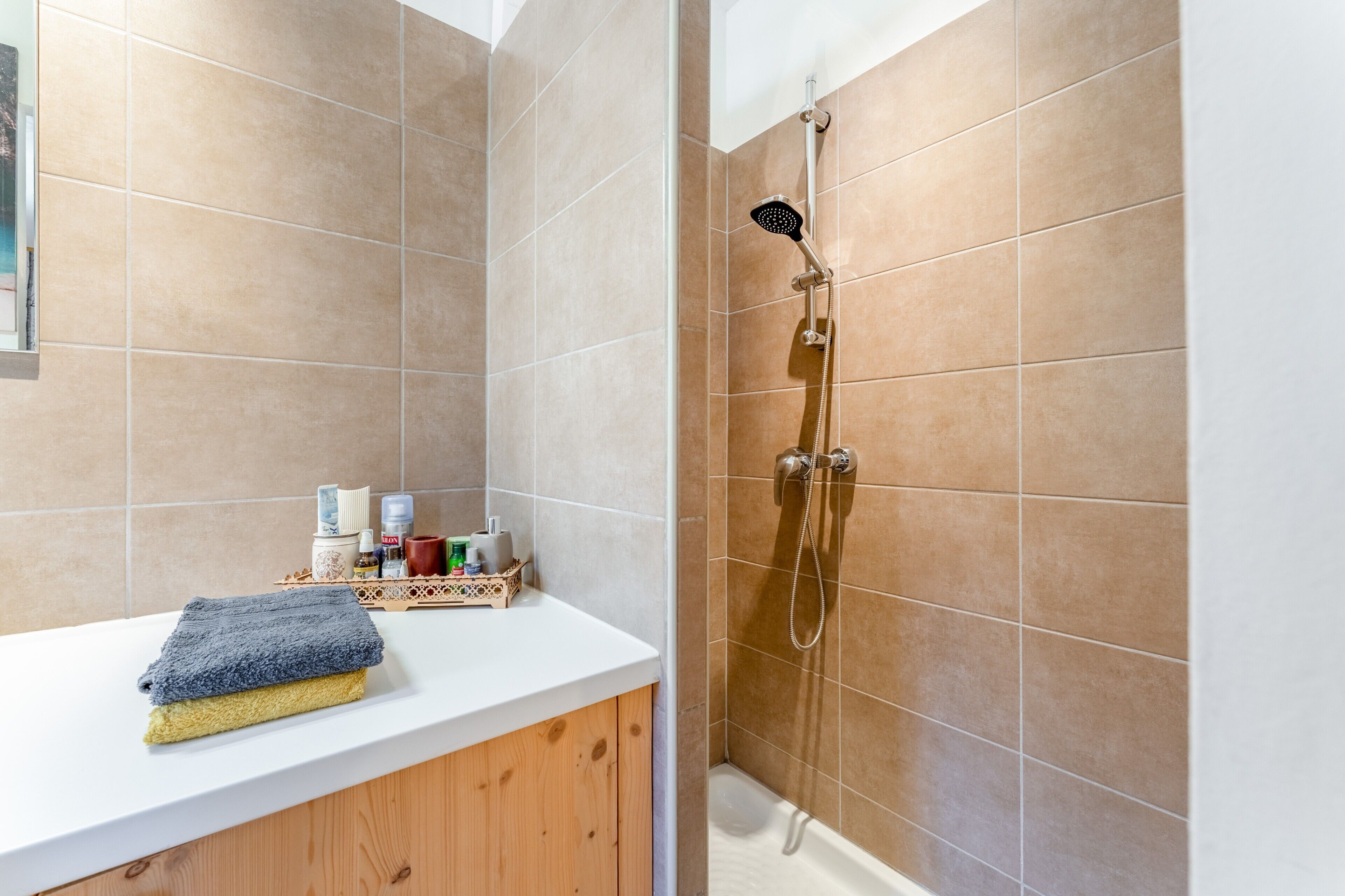 Shower, hair dryer