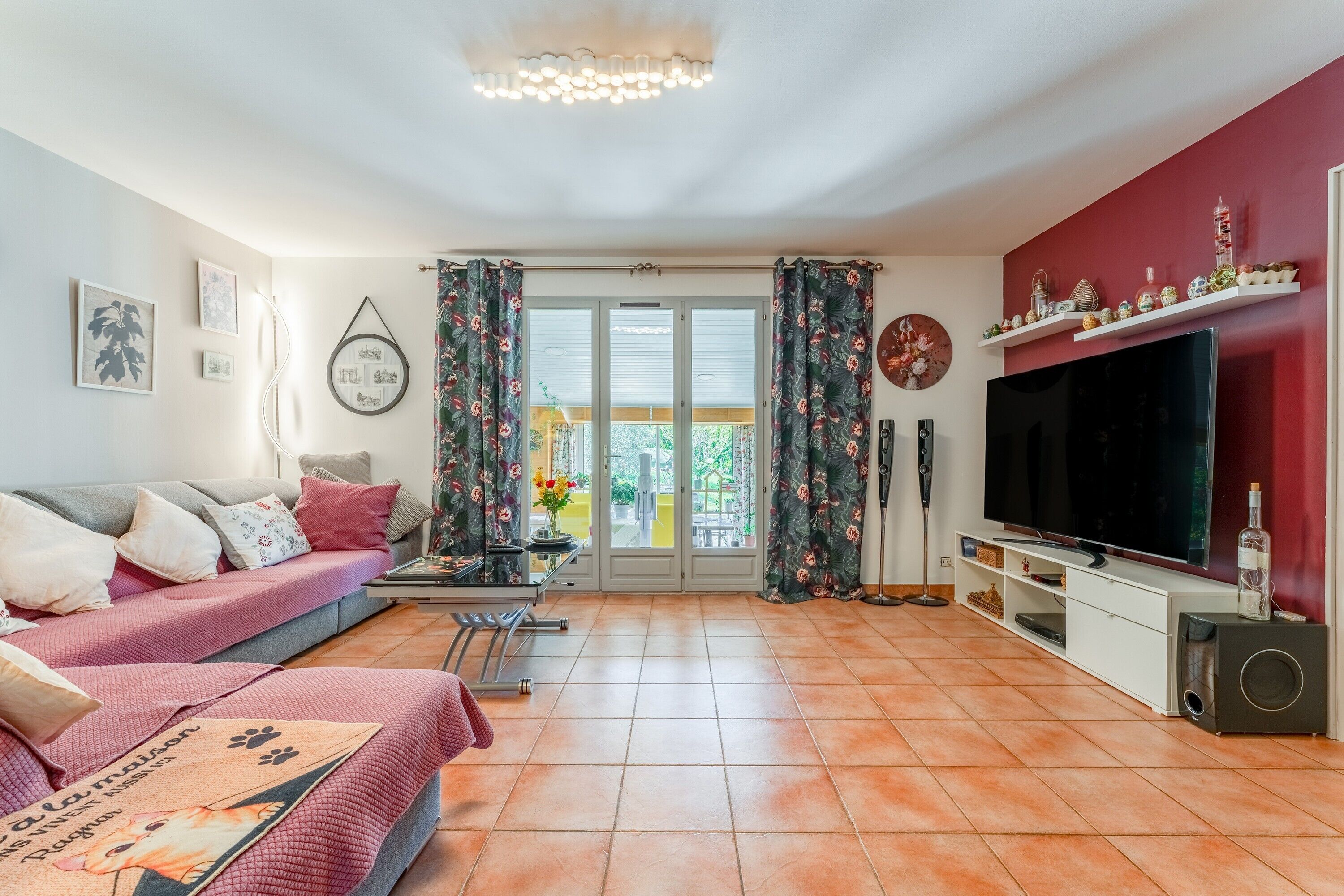 Televisión y estéreo 