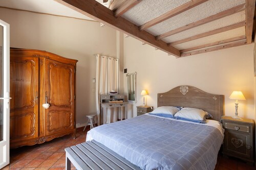 Chambre d'hôtes les 5 calanques – Cozy Room Surrounded by Nature and Sea