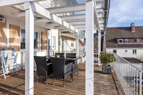 Apartment 'Terrassenblick' mit Bergblick, privater Terrasse und WLAN