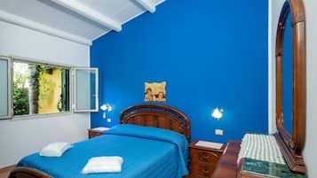 Bügeleisen/Bügelbrett, WLAN, Bettwäsche