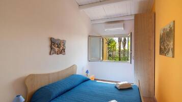 Bügeleisen/Bügelbrett, WLAN, Bettwäsche