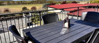 Al Bruacu – Cottage with Garden Steps from Lake Viverone