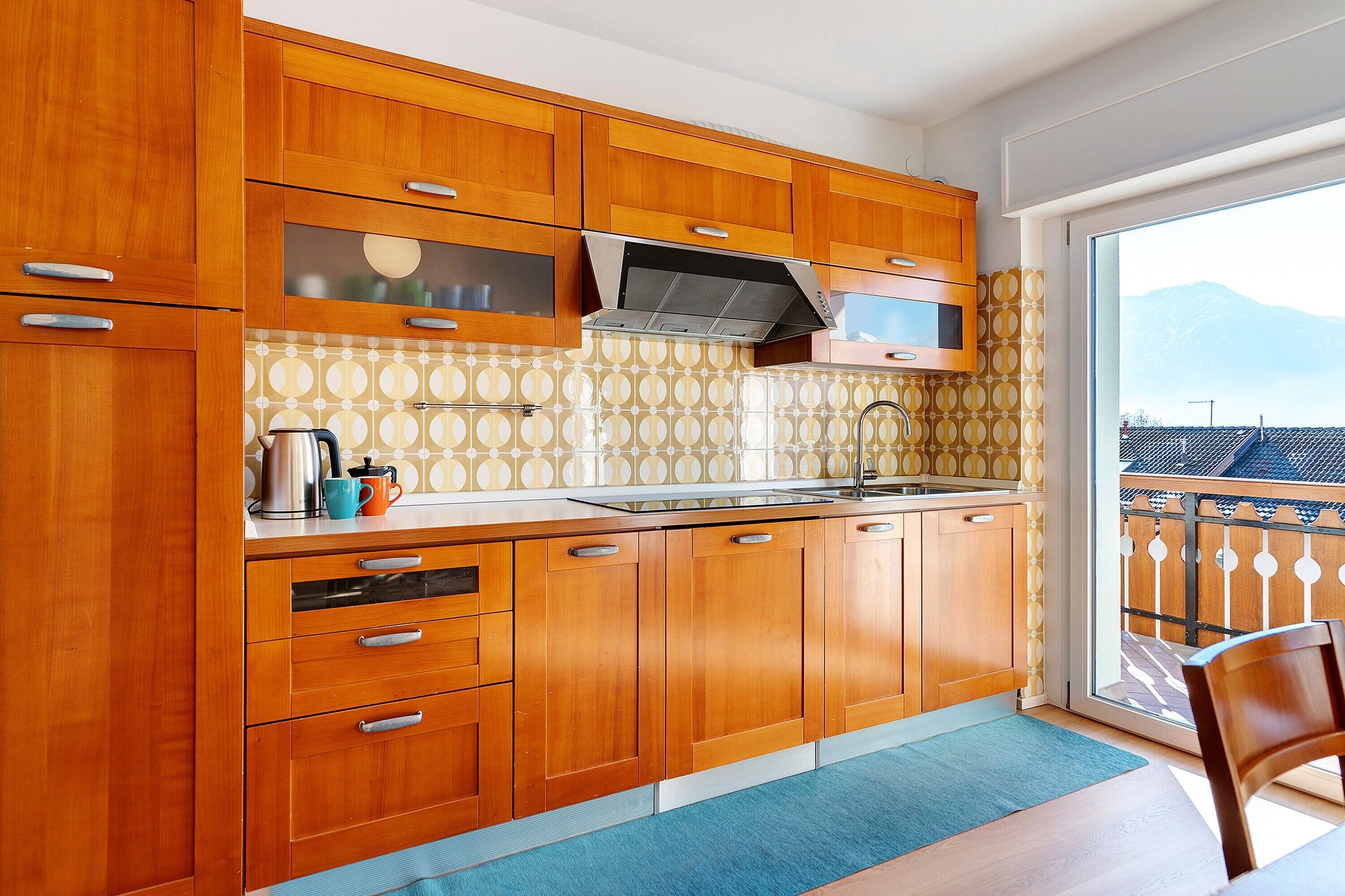 Réfrigérateur, four, plaque de cuisson, lave-vaisselle