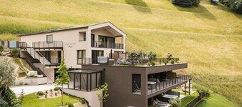 Apartment 'Les Ovis Alpin – New Opening' with Mountain View, Wi-Fi & Air Conditioning, Opening May 2026