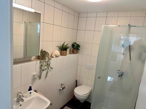 Shower, hair dryer, towels - Apartment for Relaxation (Appenweier)