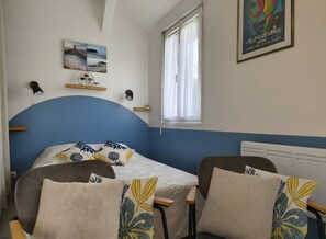 Room - Cozy Coastal Hideaway Near Fécamp and Étretat (Saint-Léonard)