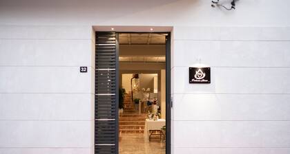 Guest House 'Verde Salvia Prestige' with Shared Terrace, Wi-Fi and Air Conditioning