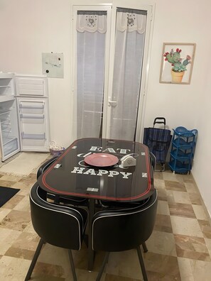 Spielezimmer