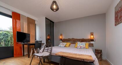 La Bucolique Guest Room - Les Hortensias