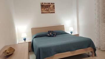 Ferro/asse da stiro, Wi-Fi, lenzuola