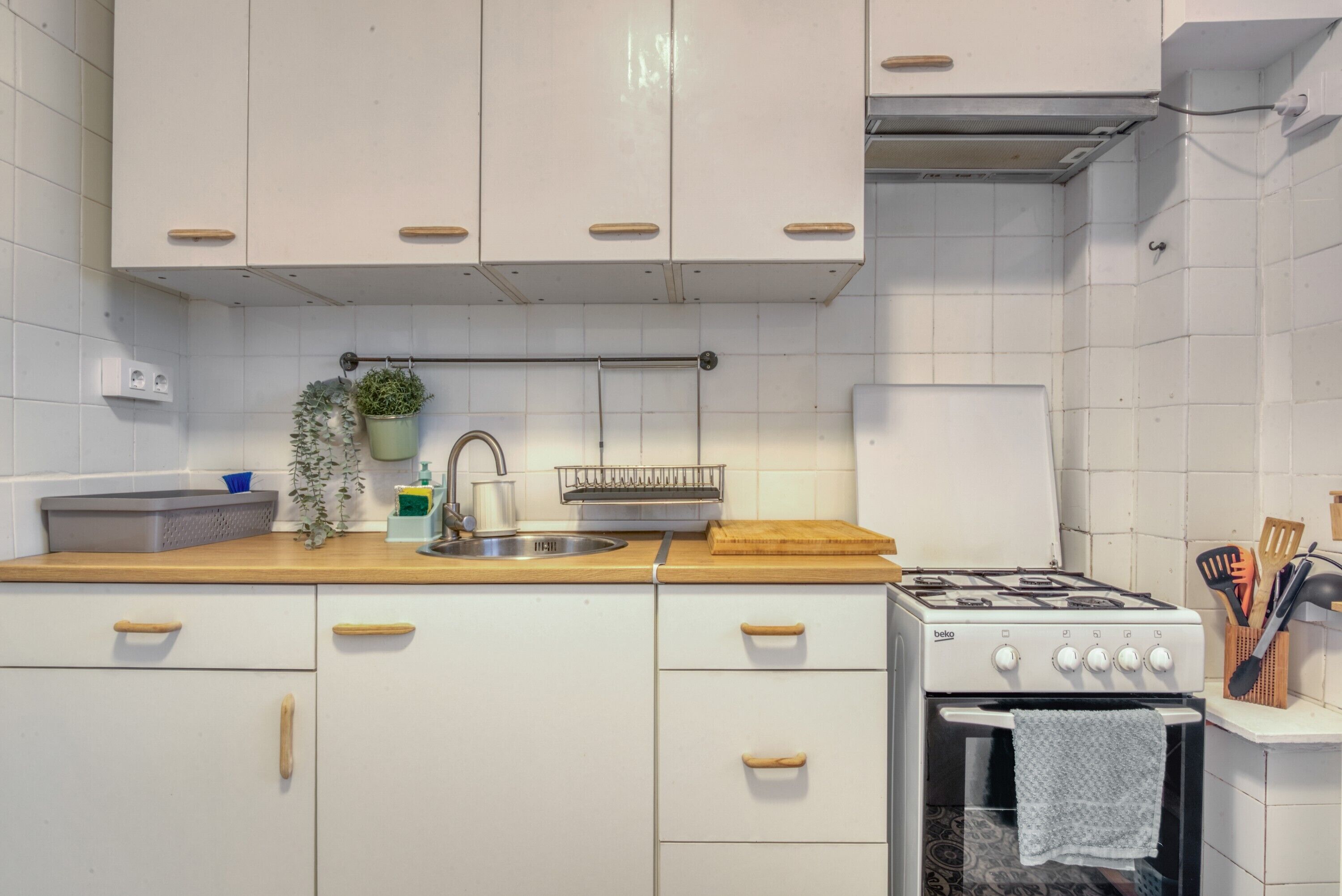 Refrigerador, microondas, horno, placa de cocina