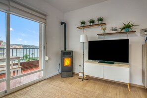 Interior - Apartment 'Mateuet' with Sea Views, Wi-Fi, and Air Conditioning (Calpe)