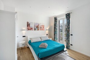 Iron/ironing board, WiFi, bed sheets - Apartment 'Principe Di Agerola' with Private Terrace, Garden and Wi-Fi (Agerola)