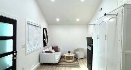 Lynnwood Modern Private Studio