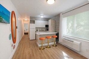 Apartment | Interior - Miami Beach Escape Delightful 1 Bedroom  (Miami Beach)