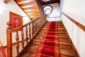 Interior - Attic historic building with air conditioning (Ceresole Reale (TO))