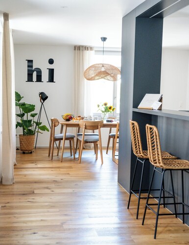 SolunaStay Lucerne | Mountains | Lake | Family-Friendly | Free Parking | Modern