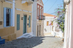 Exterior - Ground Floor Apartment in Symi (Simi)