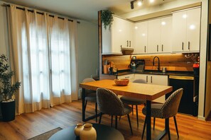 Dining - Duplex with wonderful views, next to the historic center and walking trails. (Cazorla)