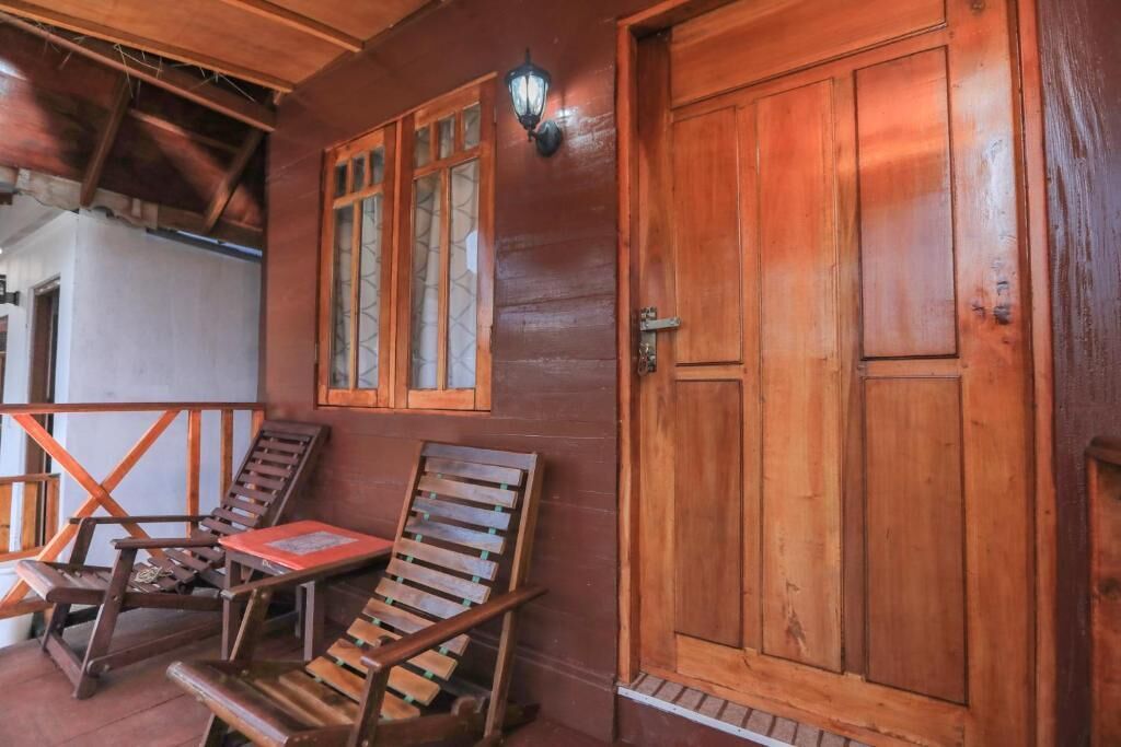 Superior Chalet, Garden View | Property grounds