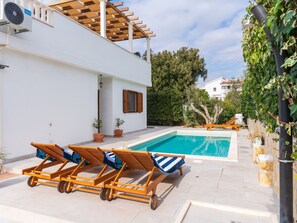 A heated pool - Casa Korina by Interhome (Split/Stobreč)