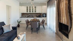 Living area - Ferienvilla Petra in Kolympia Village by Interhome (Kolympia)