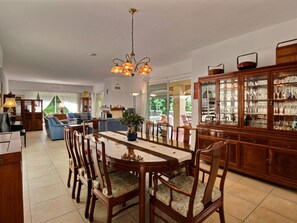 Dining - Villa Bois Dore in Valbonne by Interhome (Valbonne)