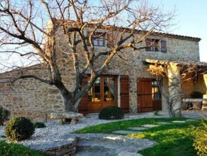 Exterior - FERIENHAUS, FERIENHAUS "MAISON DE LAVANDE" (LAVENDELHAUS) by Interhome (Puyméras)