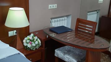 In-room safe, soundproofing, iron/ironing board